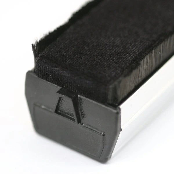 Tonar Dustaway records cleaning brush