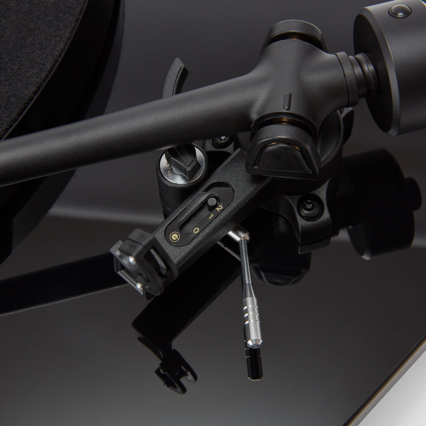 Goldring GR-3 Turntable with E3 Cartridge