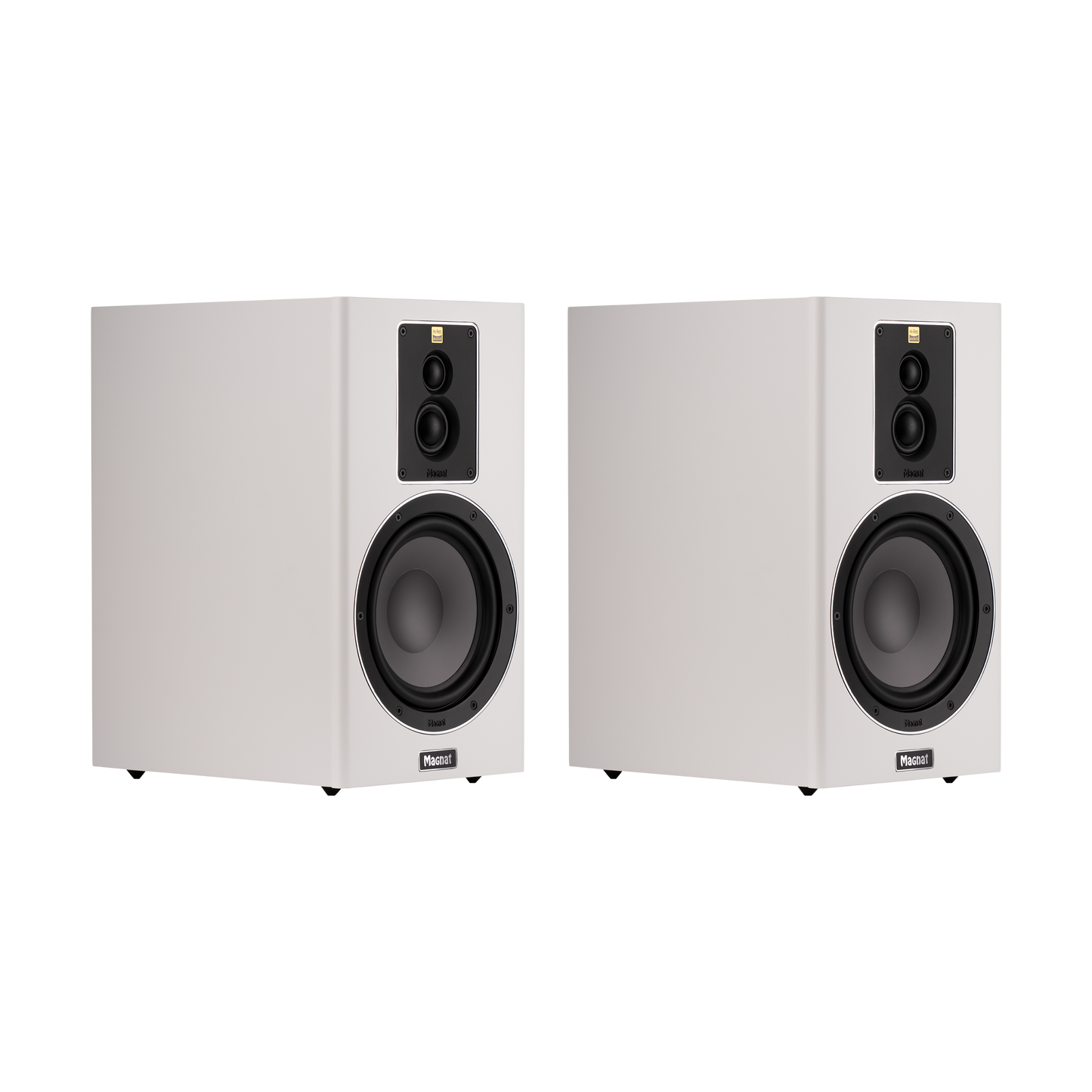 MAGNAT Signature 603 Bookshelf Speakers (1 pair)