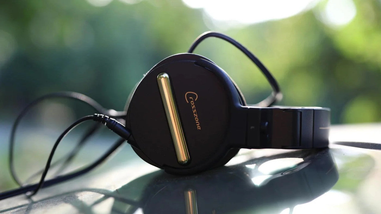 Crosszone CZ-10 (Like New) Enhanced - Real Sound Closed Dynamic Over-Ear Headphones