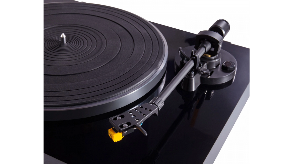 Elac Miracord MRC501-GB Turntable