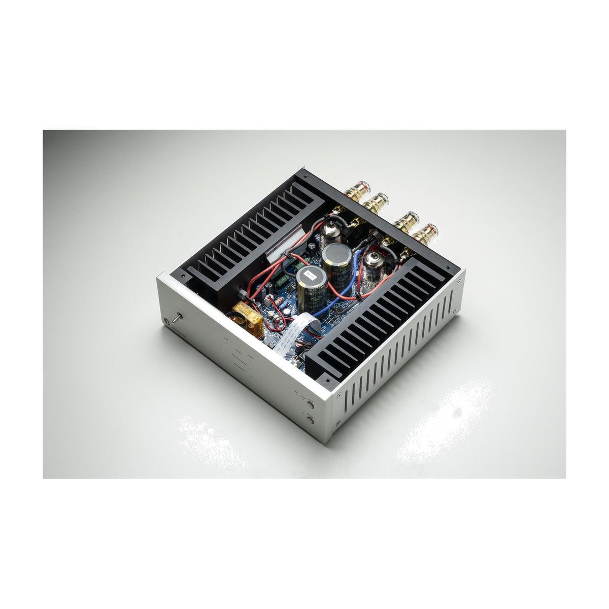 Pro-Ject Amp Box RS2 Stereo Power Amplifier Silver