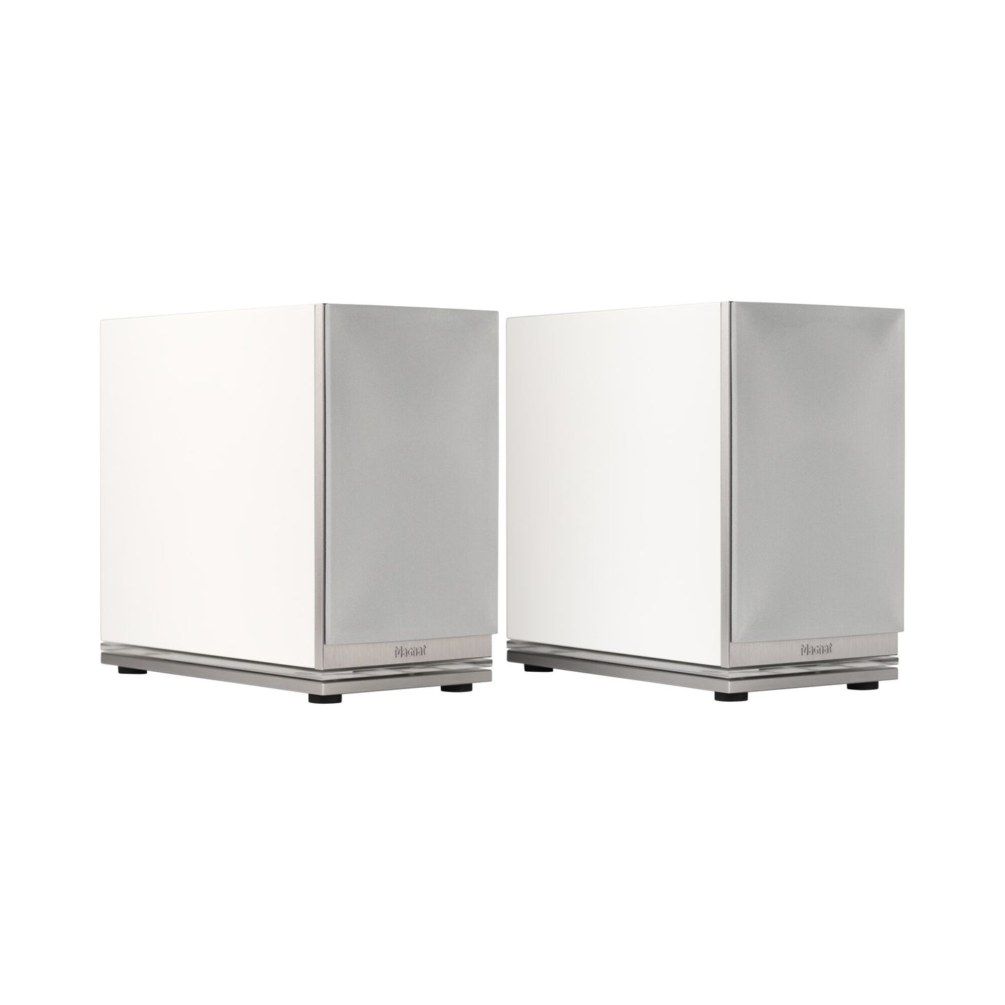 MAGNAT Signature Edelstein Bookshelf Speakers (pair)