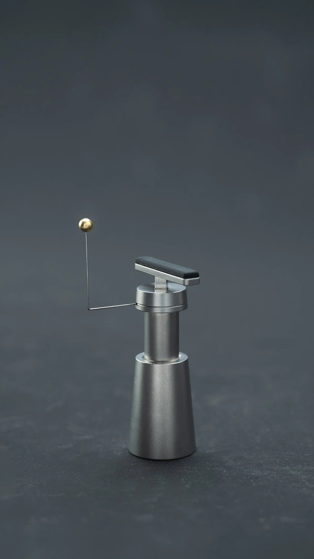 Little Fwend Low Mk2 The Automatic Tonearm Lifter