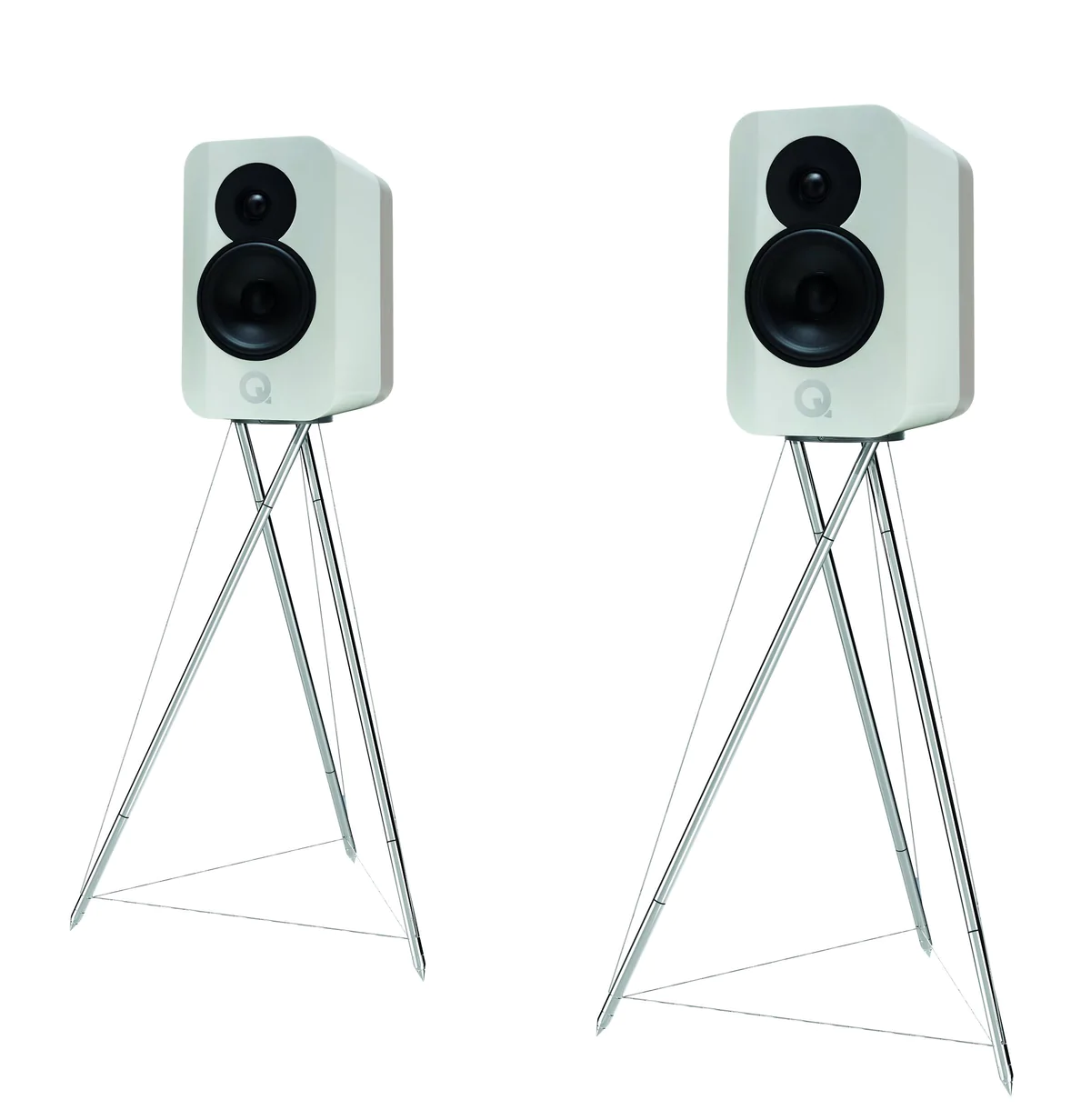 q-acoustics-concept-300-with-stander