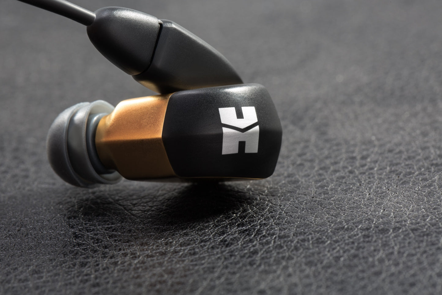 Hifiman RE 2000 Pro Gold Dynamic In-ear Headphones Wired