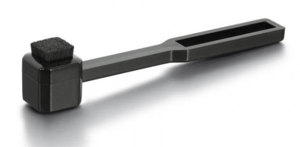 Nagaoka JN-P110 Replacement Stylus with Carbon Fiber Stylus Brush