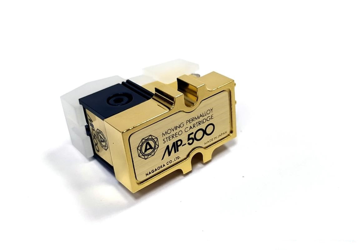 Nagaoka MP-500 Turntable Cartridge with Nagaoka AM-801 stylus cleaner