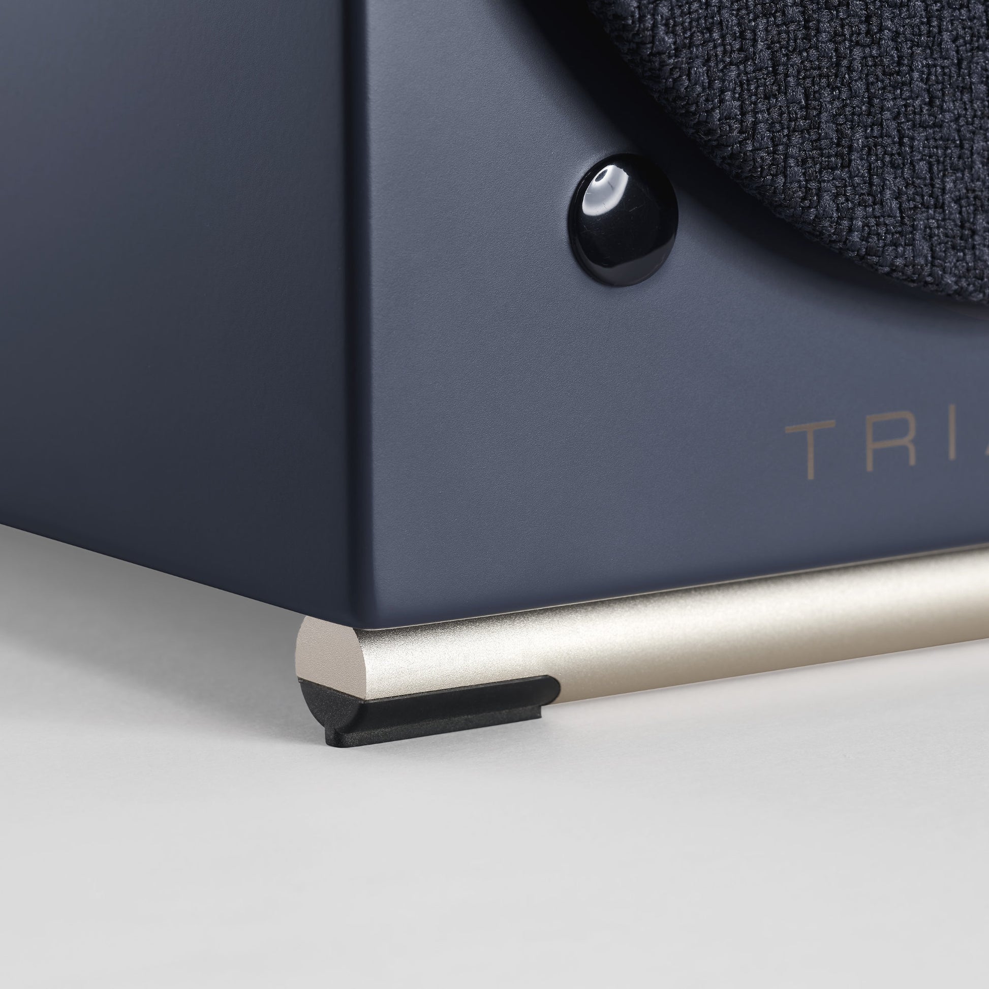 Triangle AIO TWIN Abyss Blue - lifestyle