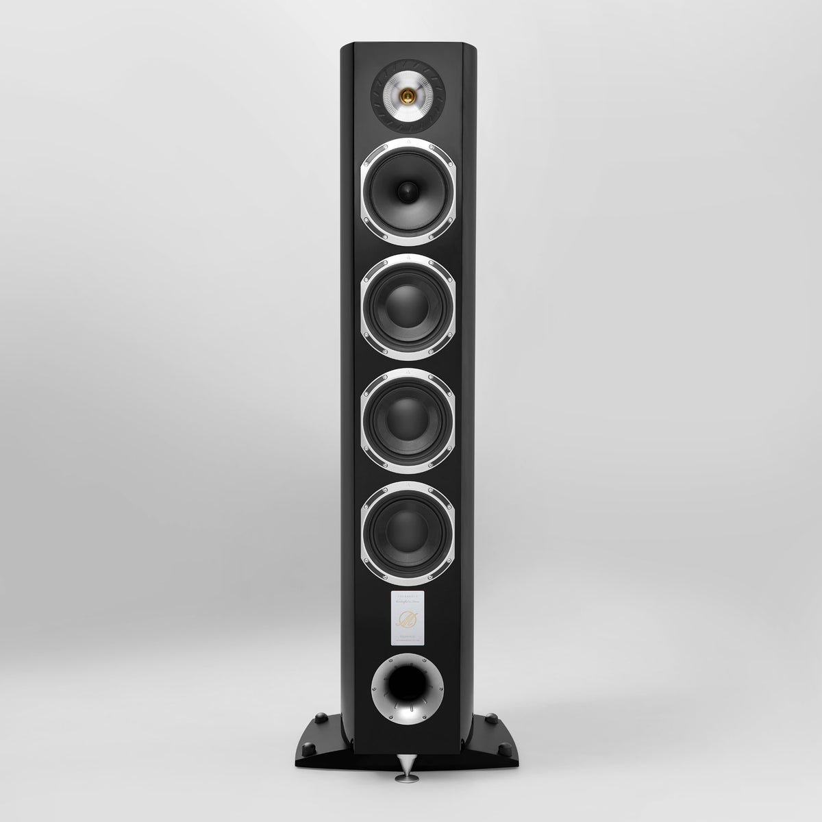 Triangle Magellan Quatuor 40th Space Black - rear
